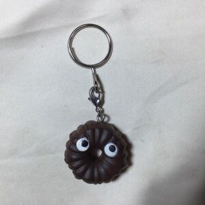 Kidrobot Yummy World Chocolate Bundt Cake Keychain